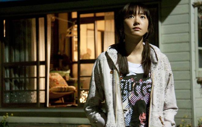 实习公司误缴社保致应届生无法落户上海法院：公司赔偿5万元